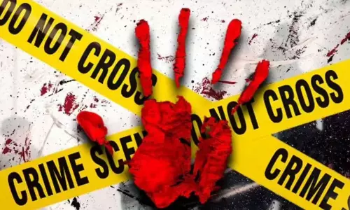 டெல்லியில் கர்ப்பிணி மனைவி, 3 மகள்கள் கழுத்தறுத்து கொலை - கணவன் தலைமறைவு