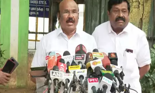 நியாயமான, வெளிப்படைத்தன்மையான தேர்தலை நடத்த வேண்டும் - தேர்தல் ஆணையரிடம் ஜெயக்குமார் வலியுறுத்தல்