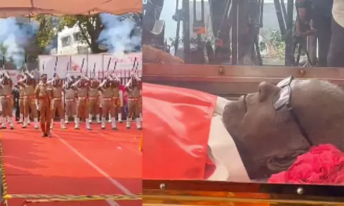 நல்லகண்ணு உடலுக்கு 72 குண்டுகள் முழங்க அரசு மரியாதை