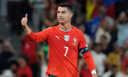 கால்பந்தில் புதிய அவதாரம் எடுத்த கிறிஸ்டியானோ ரொனால்டோ