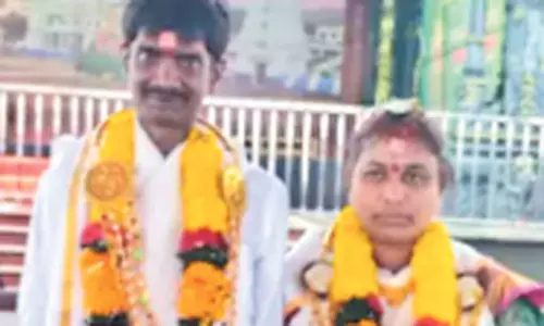 பெண் தாசில்தாரை காதலித்து திருமணம் செய்த துணி வியாபாரி ஆணவக்கொலை