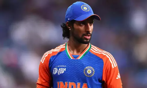 இந்திய பேட்ஸ்மேன்களை பார்த்து எதிரணி பவுலர்கள் பயப்பட வேண்டும்- திலக்