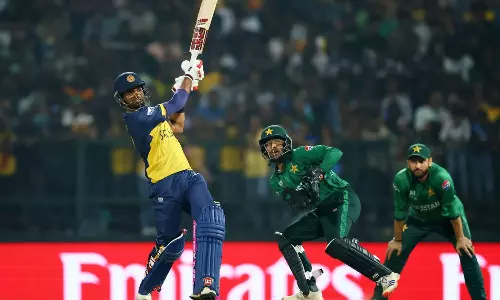 தசுன் ஷனகா போராட்டம் வீண்: இலங்கையை போராடி வீழ்த்தியது பாகிஸ்தான்