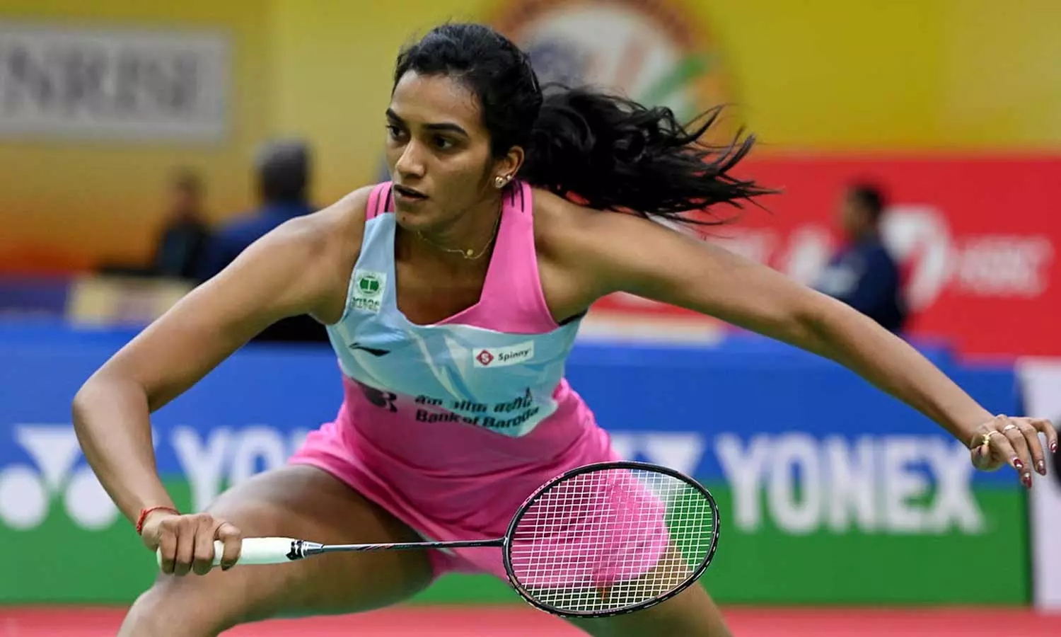 ஈரான்-தாக்குதல்...-துபாயில்-சிக்கி-தவிக்கும்-பேட்மிண்டன்-வீராங்கனை-பி.வி.சிந்து