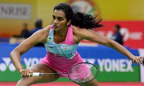 ஈரான் தாக்குதல்... துபாயில் சிக்கி தவிக்கும் பேட்மிண்டன் வீராங்கனை பி.வி.சிந்து