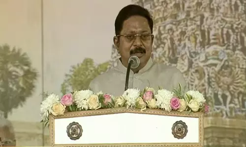 பிரதமர் மோடிக்கு உறுதுணையாக எடப்பாடி பழனிசாமி இருக்கிறார்- டிடிவி தினகரன்