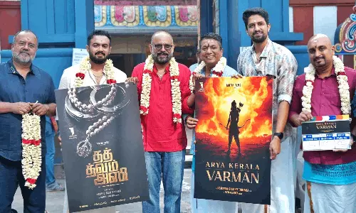 ஒரே நேரத்தில் இரு திரைப்படங்களை தொடங்கி வைத்த இயக்குநர் வெங்கட் பிரபு!