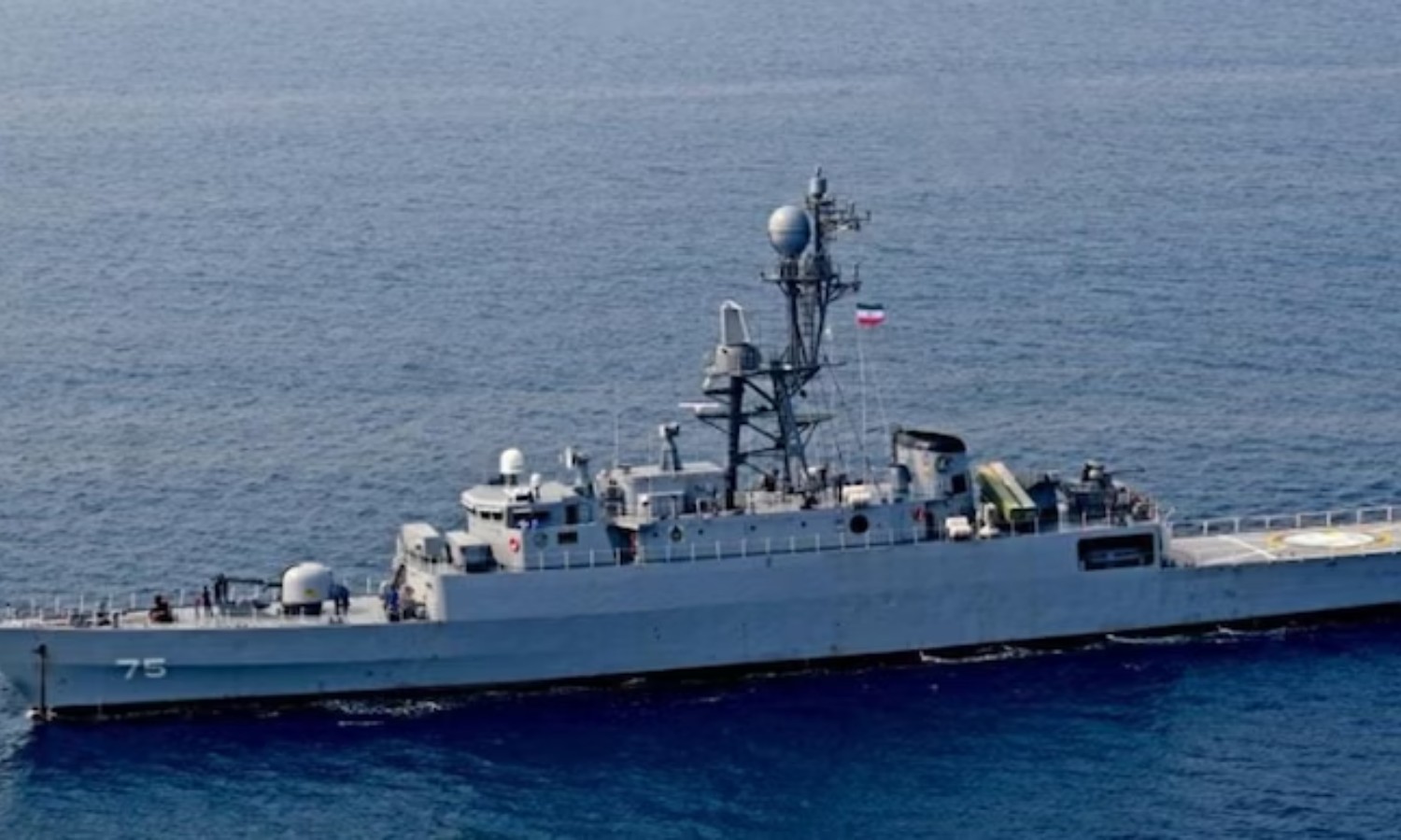 இந்தியப் பெருங்கடலில் ஈரான் போர்க்கப்பலை தாக்கி அழித்த அமெரிக்கா...100க்கும் மேற்பட்டோர் உயிரிழப்பு!