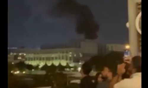 ஈரான் நடத்திய டிரோன் தாக்குதல்: தீவிபத்தில் சிக்கிய சவுதி அமெரிக்க தூதரகம்