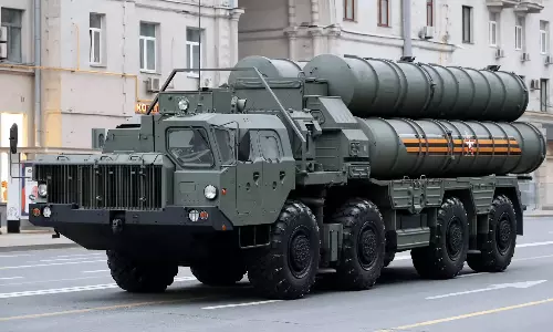 ரஷ்யாவிடம் இருந்து ஐந்து S400 அமைப்புகளை வாங்கும் இந்தியா
