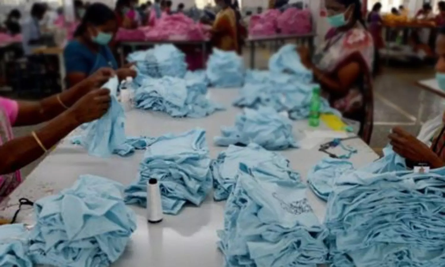 கோவையில் ஜவுளி ஏற்றுமதி பாதிப்பு - செயற்கை நூலிழையின் விலை உயரும் அபாயம்