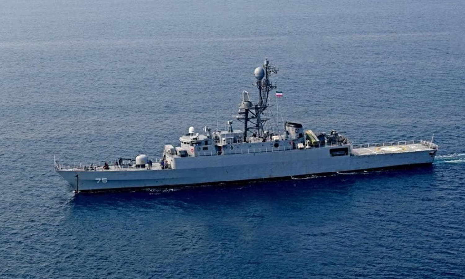 இந்திய கடற்படையின் விருந்தினராக சென்ற போர்க்கப்பல் மீது முன்னறிவிப்பின்றி அமெரிக்கா தாக்குதல்- ஈரான் கடும் கண்டனம்