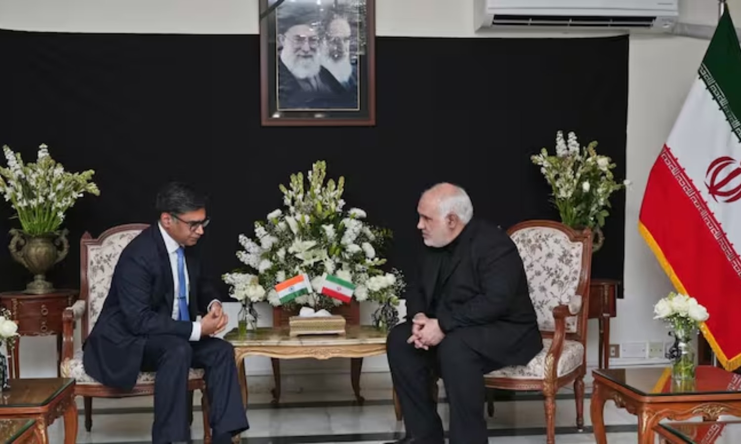 ஆசுவாசம்... கமேனியின் மறைவிற்கு இரங்கல் தெரிவித்தது இந்தியா!