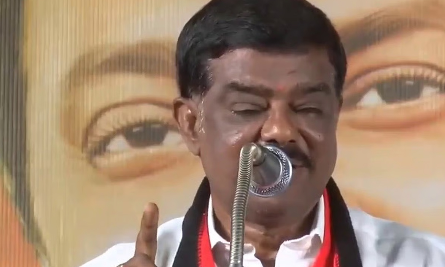 திமுக பேச்சாளர் சிவாஜி கிருஷ்ணமூர்த்திக்கு விதிக்கப்பட்ட சிறை தண்டனை நிறுத்தி வைப்பு