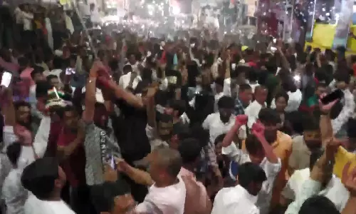 டி20 உலகக் கோப்பை: இறுதிப்போட்டியில் இந்தியா, நியூசிலாந்து மோதல்