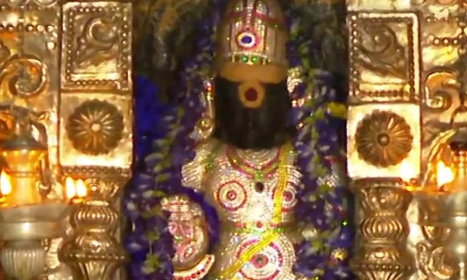 #SaniPeyarchi-கும்ப-ராசியில்-இருந்து-மீன-ராசிக்கு-இடம்பெயர்ந்தார்-சனி-பகவான்--திருநள்ளாறு-கோவிலில்-சிறப்பு-வழிபாடு