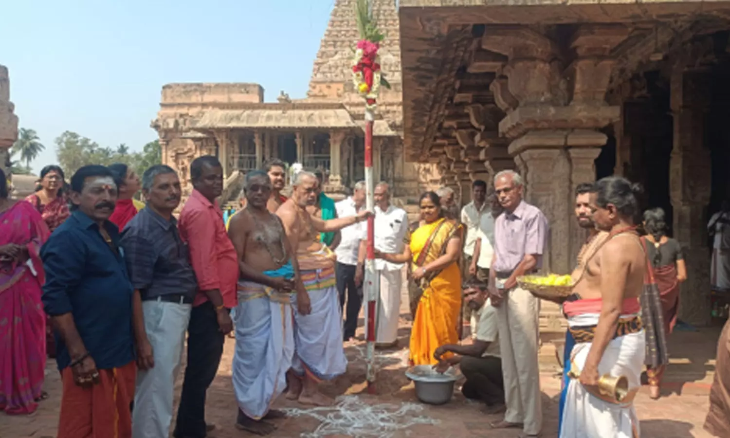 தஞ்சாவூர்-பெரிய-கோவிலில்-இன்று-சித்திரை-பெருவிழாவிற்கான-பந்தல்கால்-முகூர்த்தம்-நடப்பட்டது