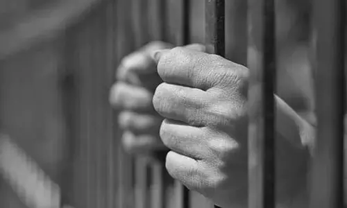 சிறுமி வன்கொடுமை வழக்கில் முதியவருக்கு 20 ஆண்டு ஜெயில்- புதுச்சேரி போக்சோ கோர்ட்டு உத்தரவு