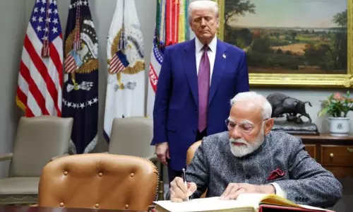 இந்தியாவின் சுதந்திரத்தை மோடி அரசு அடமானம் வைத்துவிட்டது - ரஷிய எண்ணெய் விவகாரத்தில் காங்கிரஸ் சாடல்