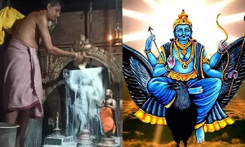 சனிப்பெயர்ச்சியை முன்னிட்டு தஞ்சை மூலை அனுமாருக்கு 1008 லிட்டர் பாலாபிஷேகம் - பக்தர்கள் தரிசனம்