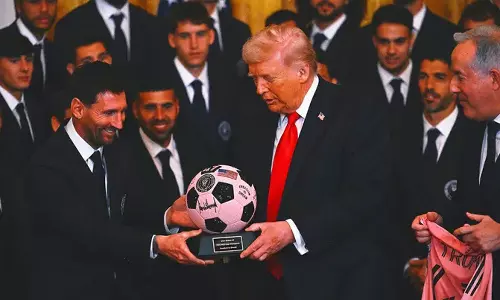 பீலேவா, மெஸ்சியா-யார் சிறந்தவர்?: டிரம்ப் விளக்கம்