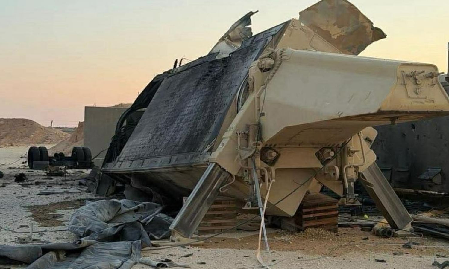 அமெரிக்க ரேடார் அமைப்பை தாக்கி அழித்த ஈரான் ராணுவம் #TDAAT