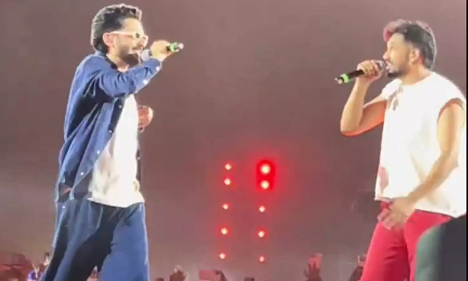 VIDEO: ஹிப் ஹாப் ஆதி #concert - சர்ப்ரைஸ் என்ட்ரி கொடுத்து எதிர்நீச்சல் அடி பாடலை பாடிய அனிருத்