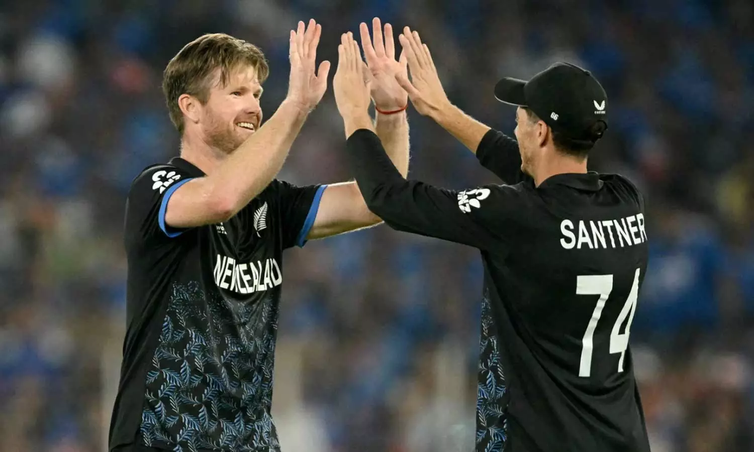 T20-World-Cup-Final-|-ஒரே-ஓவரில்-3-விக்கெட்-வீழ்த்தி-அதிர்ச்சி-அளித்த-நீஷம்:-டக்அவுட்டில்-இருந்து-தப்பிய-திலக்-வர்மா