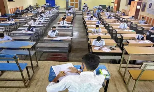 பொதுத்தேர்தவில் முறைகேடு - ChatGPT மூலம் பிட் தயாரித்து வழங்கிய 81 ஆசிரியர்கள் பணியிடை நீக்கம்!