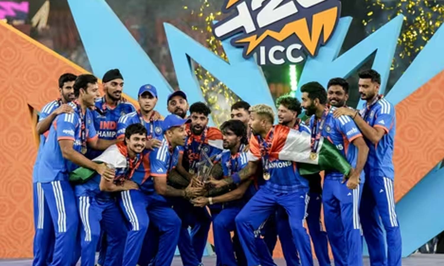 #T20WorldCup  மூன்றாவது முறையாக டி20 உலகக் கோப்பை வென்ற இந்திய அணிக்கு ரூ.131 கோடி பரிசு - பிசிசிஐ தாராளம்