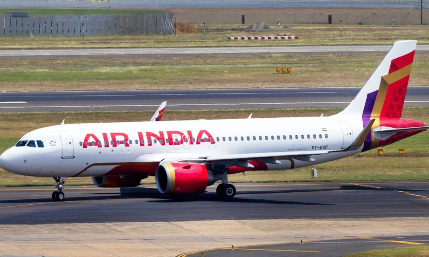 ஈரான்-அமெரிக்கா போர் எதிரொலி: ஏர் இந்தியா விமான கட்டணம் அதிரடி உயர்வு #AirIndia