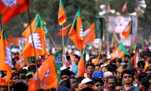 நெருங்கும் தேர்தல்... அசாமில் 40 லட்சம் மகளிர் வங்கிக்கணக்கில் ரூ.9,000 வரவுவைப்பு