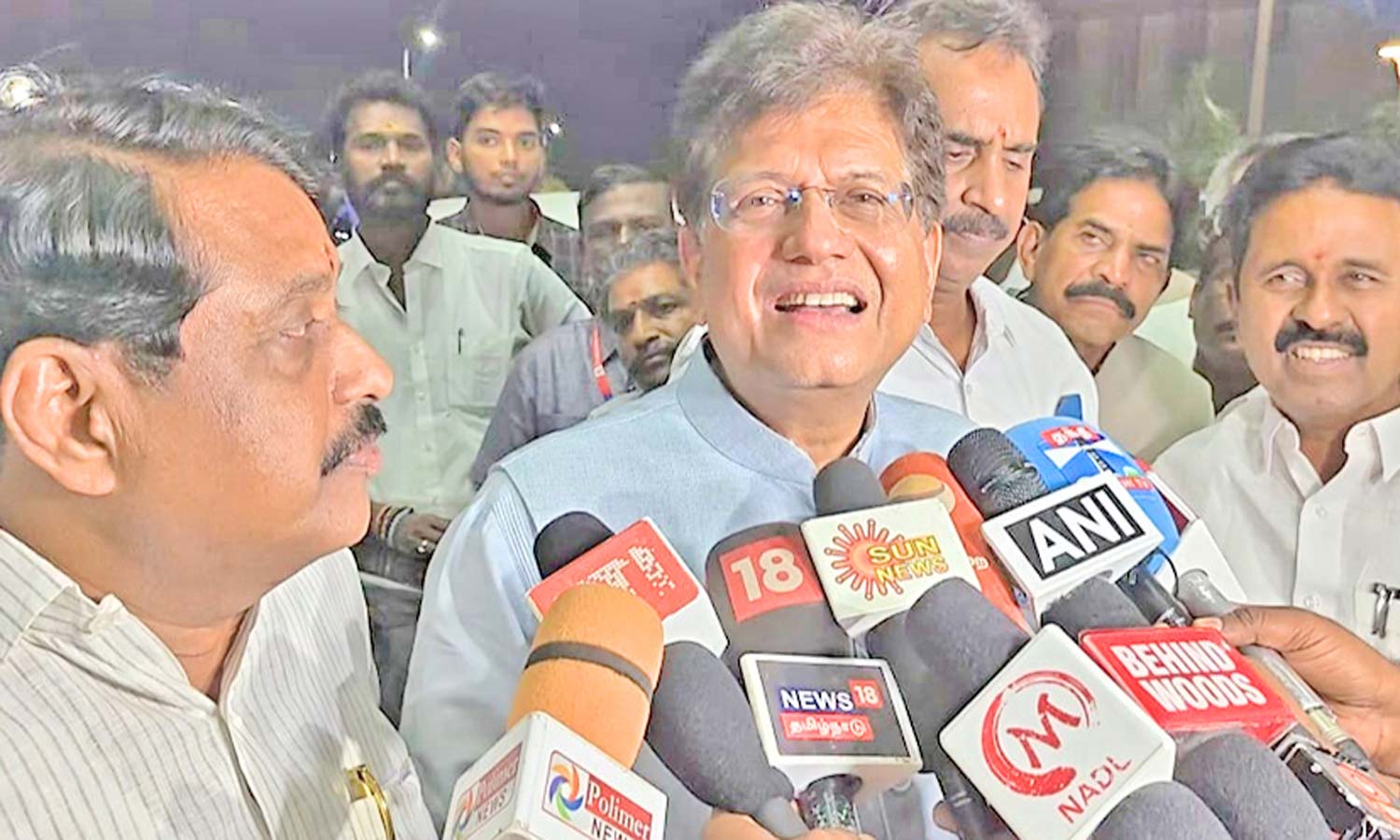 LPG Shortage | இந்தியாவில் கியாஸ் தட்டுப்பாடு இல்லை- மத்திய மந்திரி பியூஸ் கோயல்