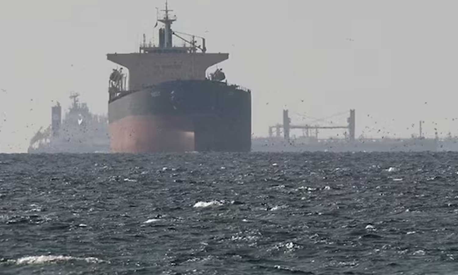 Strait of Hormuz | ஹார்முஸ் ஜலசந்தியை கடந்து மும்பை வந்தடைந்தது முதல் கச்சா எண்ணெய் கப்பல்