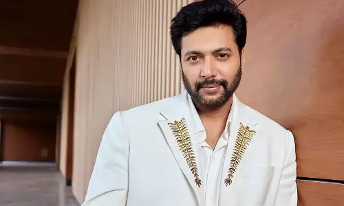 மக்களை நம்பாதவர் மக்களை ஆள முடியாது- அரசியல் வசனம் பேசி அசத்திய நடிகர் ரவி மோகன்