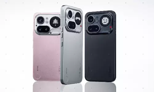 Nothing | ஆரம்பமே அசத்தலா இருக்கே... அறிமுக ஆஃபரில் விற்பனைக்கு வந்த நத்திங் போன்கள்!