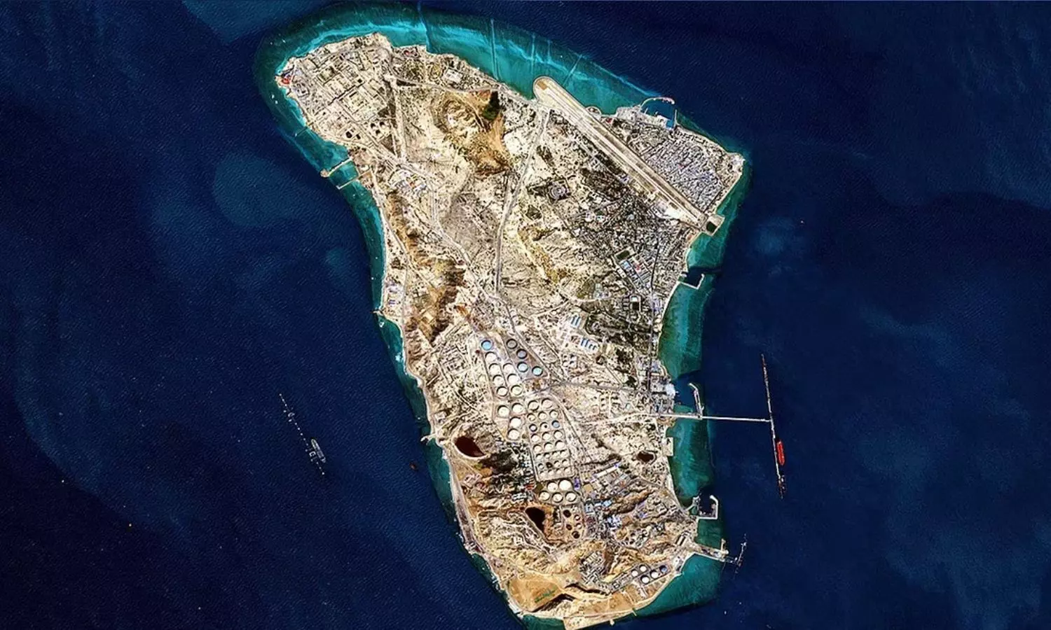 Kharg Island: ஈரான் எண்ணெய் ஏற்றுமதிக்கு அதிமுக்கியமான தீவு மீது அமெரிக்கா குண்டுவீச்சு Kharg Island: ஈரான் எண்ணெய் ஏற்றுமதிக்கு அதிமுக்கியமான தீவு மீது அமெரிக்கா குண்டுவீச்சு