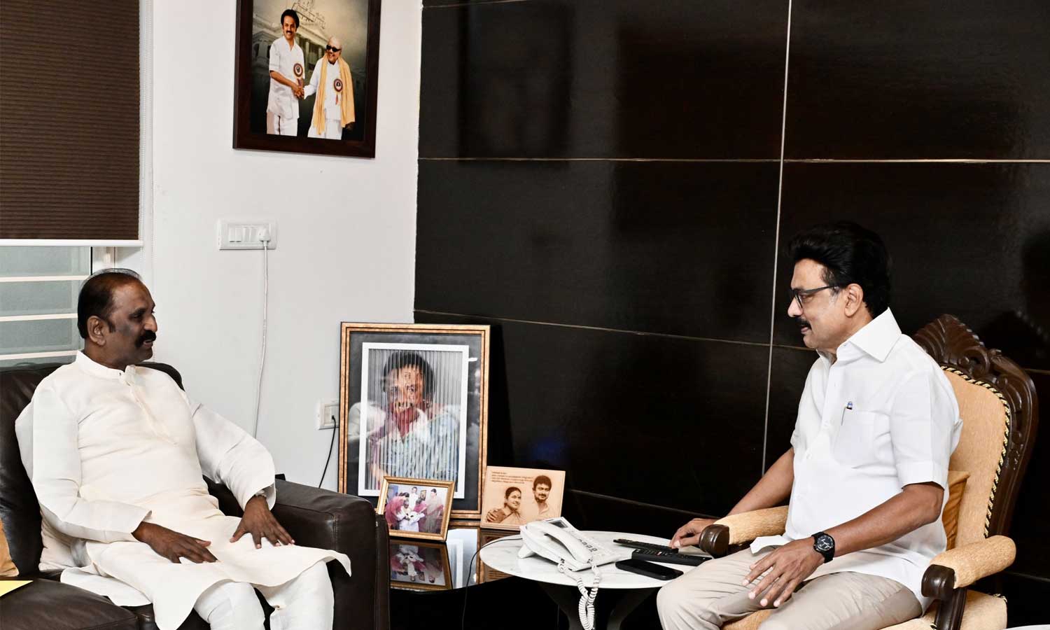 MK Stalin | வைரமுத்துவுக்கு ஞானபீட விருது அறிவிப்பு - முதலமைச்சர் மு.க.ஸ்டாலின் வாழ்த்து!