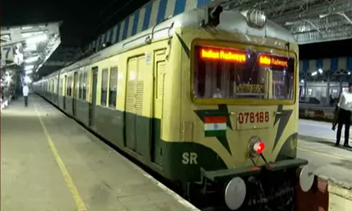 Train Service | வேளச்சேரி- பரங்கிமலை இடையே ரெயில் சேவை தொடங்கியது
