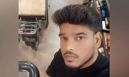 இளம்பெண்ணை பெட்ரோல் ஊற்றி உயிரோடு எரித்த வாலிபர்- பேச மறுத்ததால் ஆத்திரம்