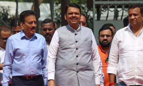 7 ஆண்டு சிறை.. குழந்தை, தாயின் மதத்தையே சேரும். கடும் விதிகளுடன் மகாராஷ்டிராவில் தாக்கலானது மத மாற்ற தடை மசோதா