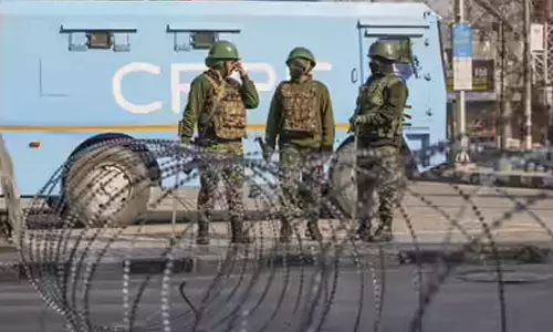 காஷ்மீரில் பாகிஸ்தான் பயங்கரவாதி சுட்டுக்கொலை