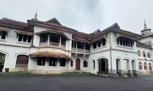 திருவிதாங்கூர் அரண்மனையில் ரூ.2 கோடி நகைகள் அபேஸ்- ஊழியர்கள் கைவரிசையா? போலீஸ் விசாரணை